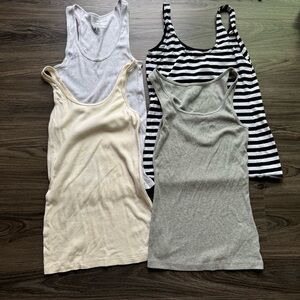 Tank top bundle of 4, Gap, American Eagle, Express, Old Navy